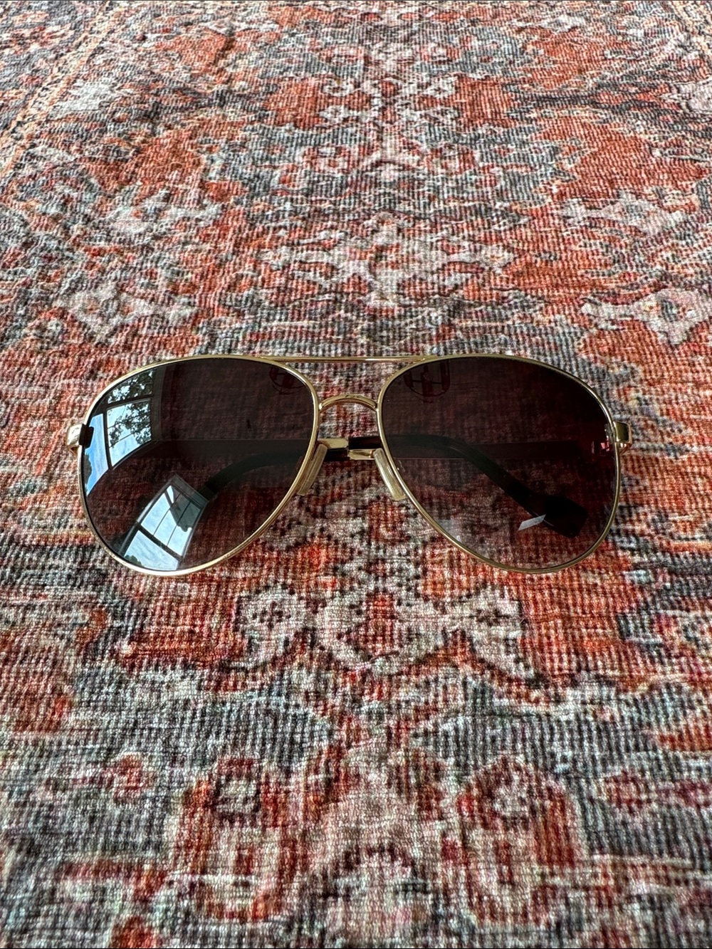Jessica Simpson Goldtone Aviators Sunglasses or Sunnies with Brown Tinted Lenses - Picture 7 of 7